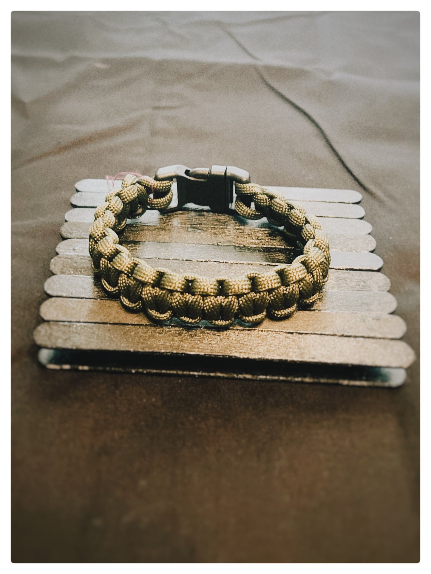Paracord Survival Bracelet